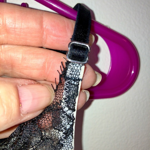 Victoria’s Secret silky/lace unlined bralette.  Size S.  White/black lace trim. - Picture 4 of 7